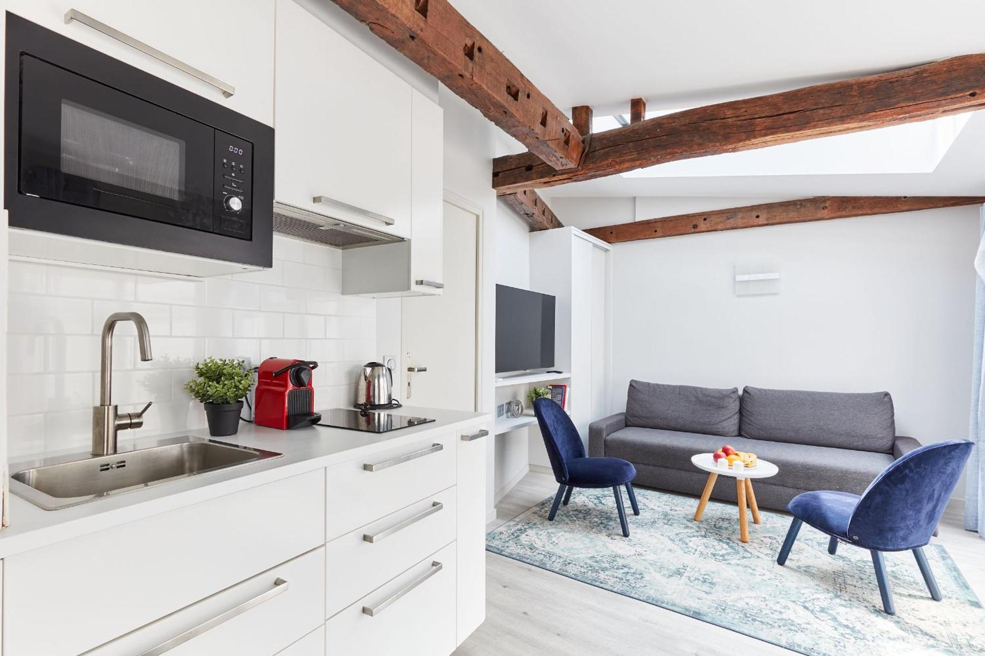 Jardin Du Luxembourg With Balcony - Cityapartmentstay Appartamento